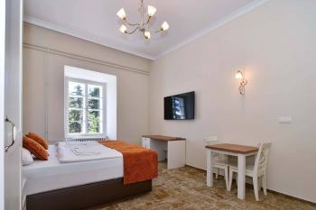 Deluxe Diamond Double Room with Kitchenette - Bedroom